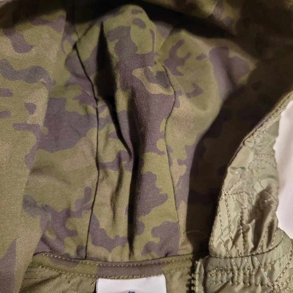 Tommy Bahama Boy's 18M Camo Jacket & Tee NEW